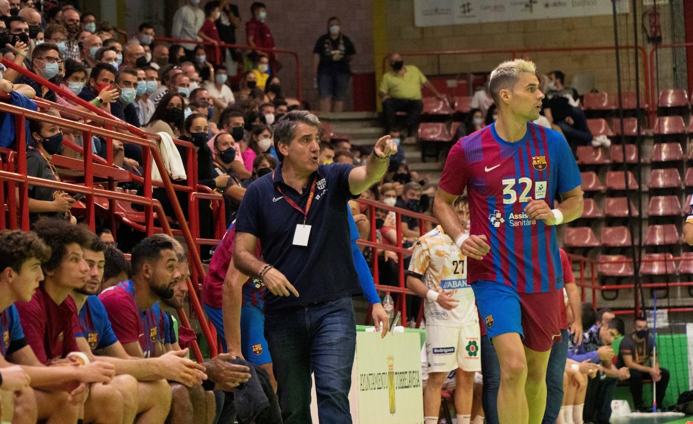 El conjunto marista plantó cara y puso contra las cuerdas al Barça, pero acabó cayendo ante el gran favorito en la Supercopa de España.