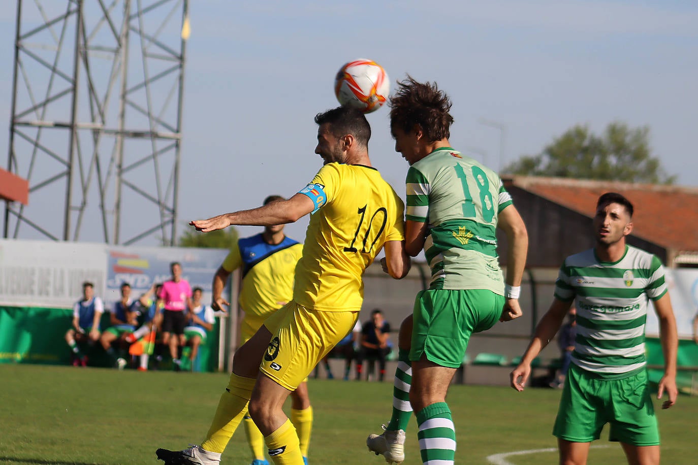 El conjunto leonés inicia la temporada ganando en Los Dominicos con un gol en el tiempo añadido.