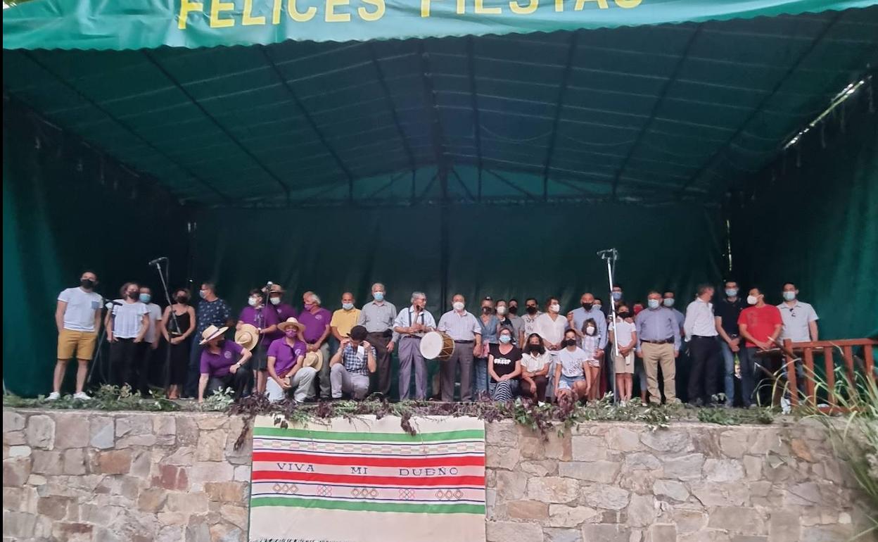 Homenaje en Val de San Lorenzo.