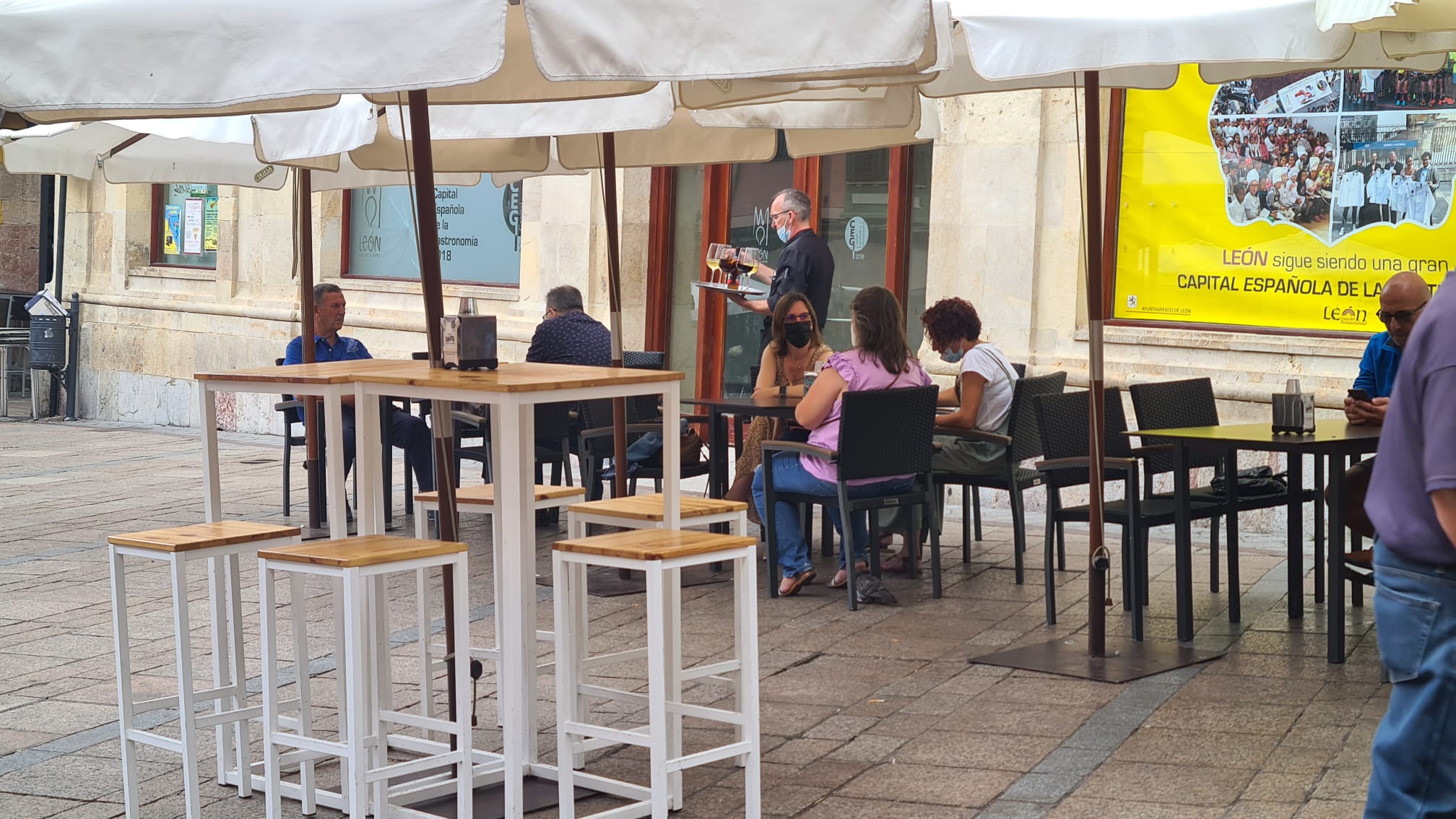 La ciudad recupera el pulso de un sector que ha sufrido los cierres intermitentes durante la pandemia.