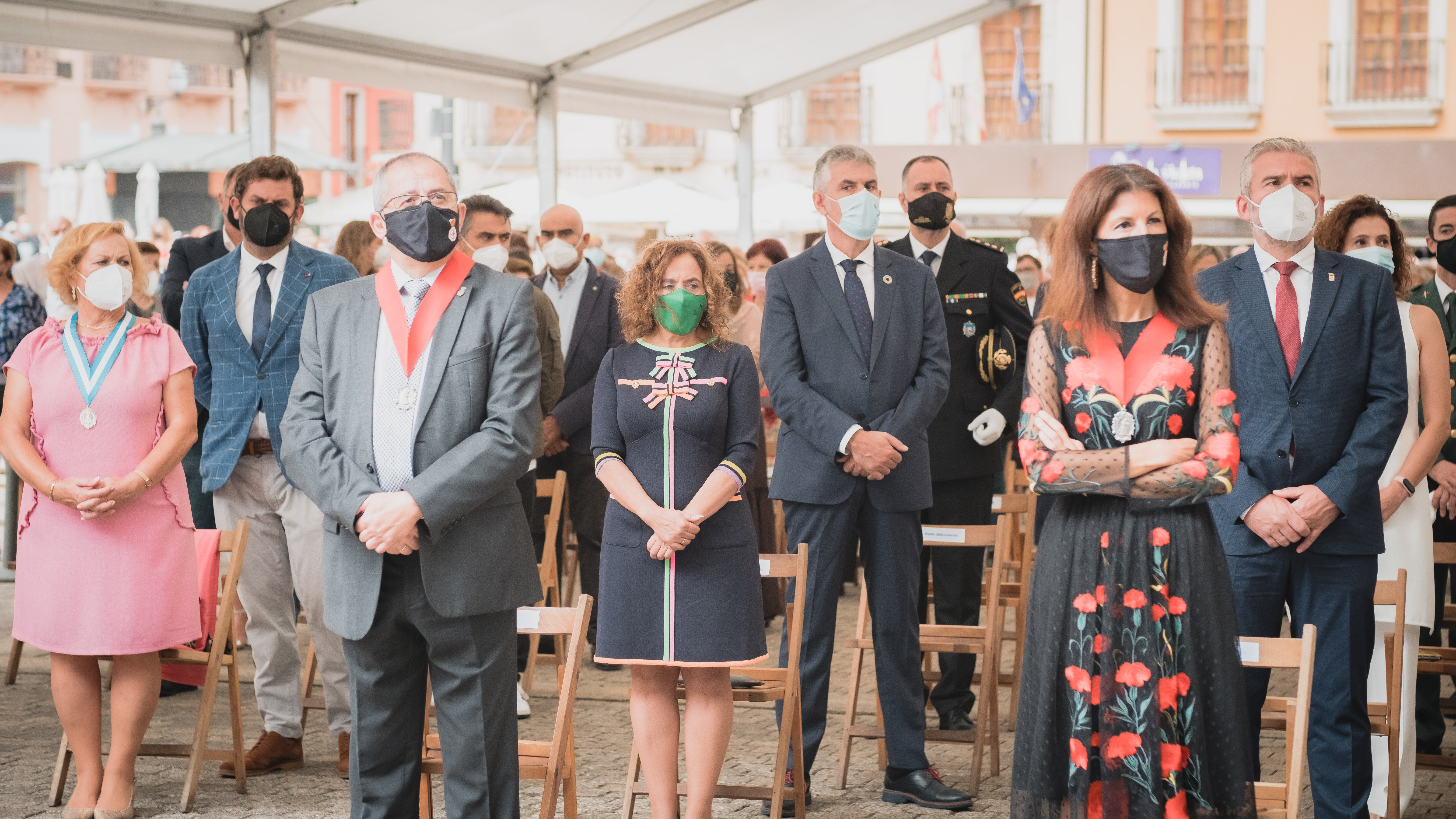 El presidente de la Junta participa en el acto institucional del LXIII Día del Bierzo.