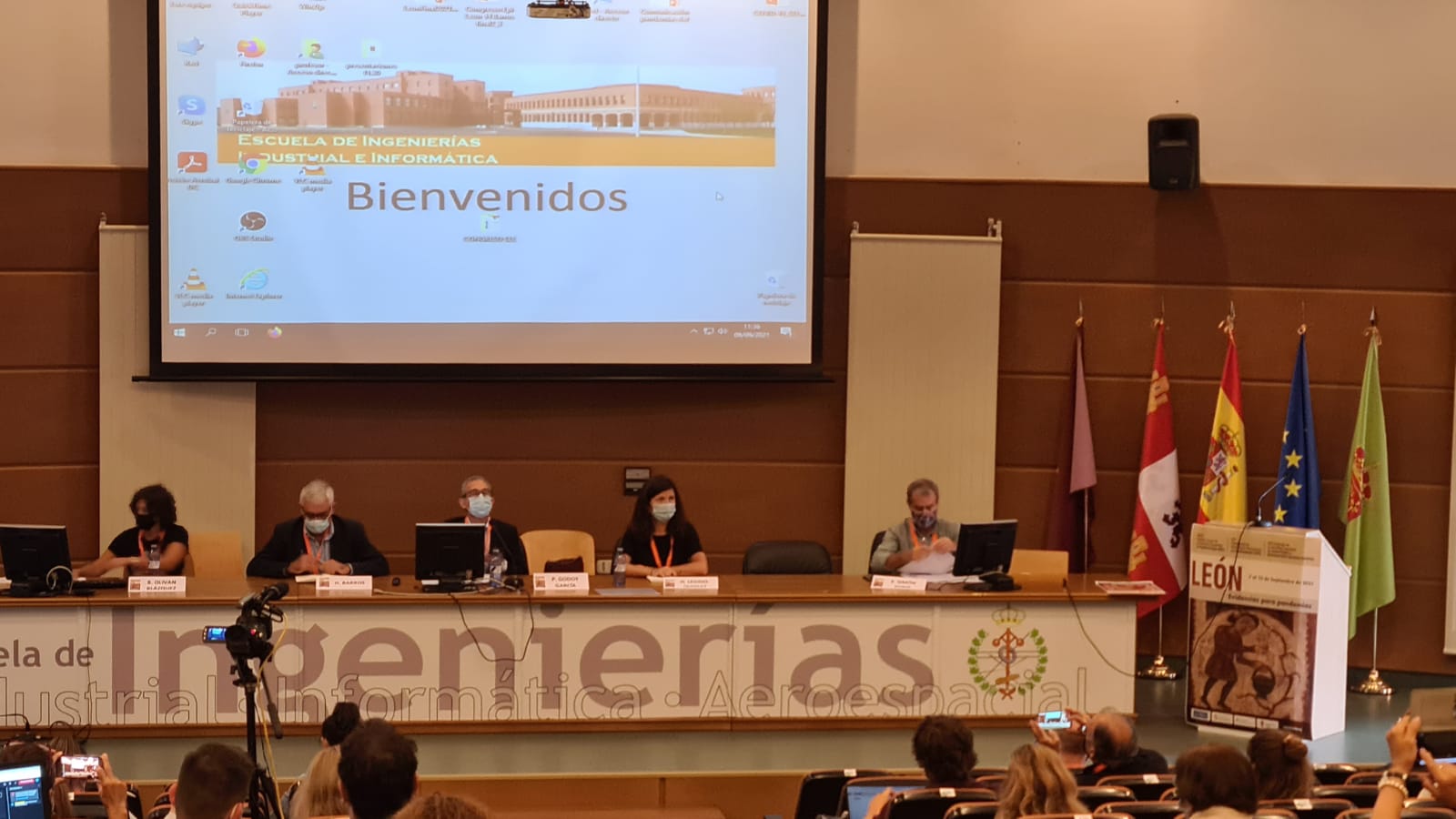 El médico se cita en una ponencia donde avanza el devenir de la pandemia en el país.