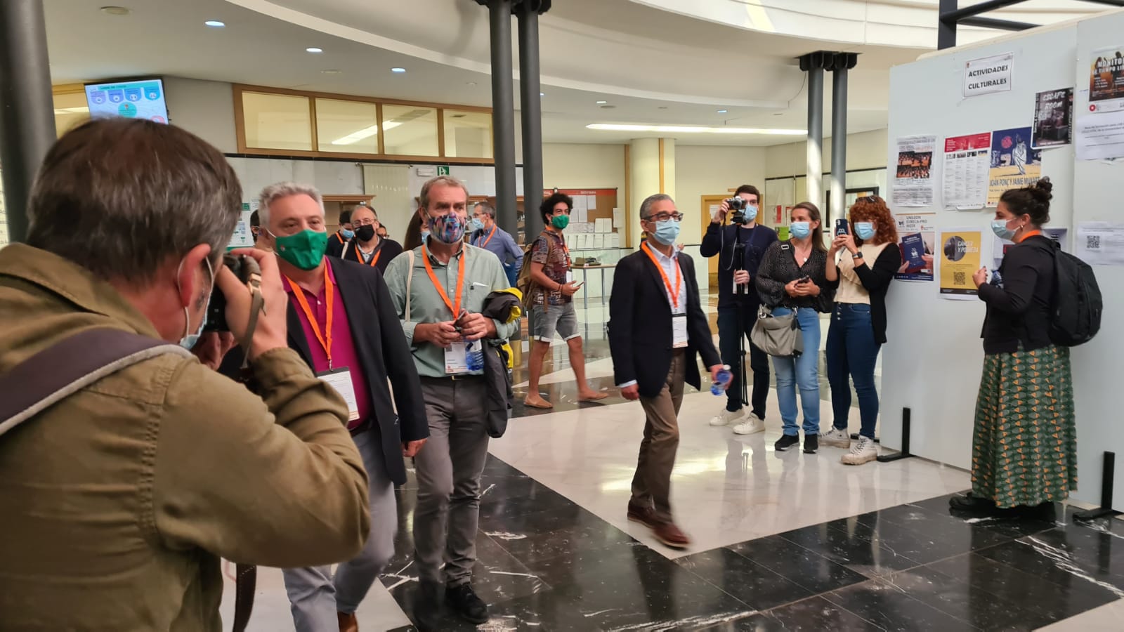 El médico se cita en una ponencia donde avanza el devenir de la pandemia en el país.