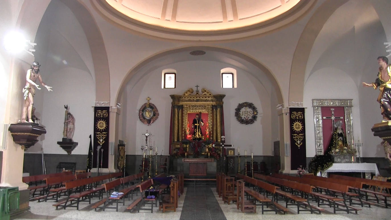 Esta incónica talla de la Semana Santa leonesa ha regresado a la iglesia de Santa Nonia tras las obras en dicho templo.