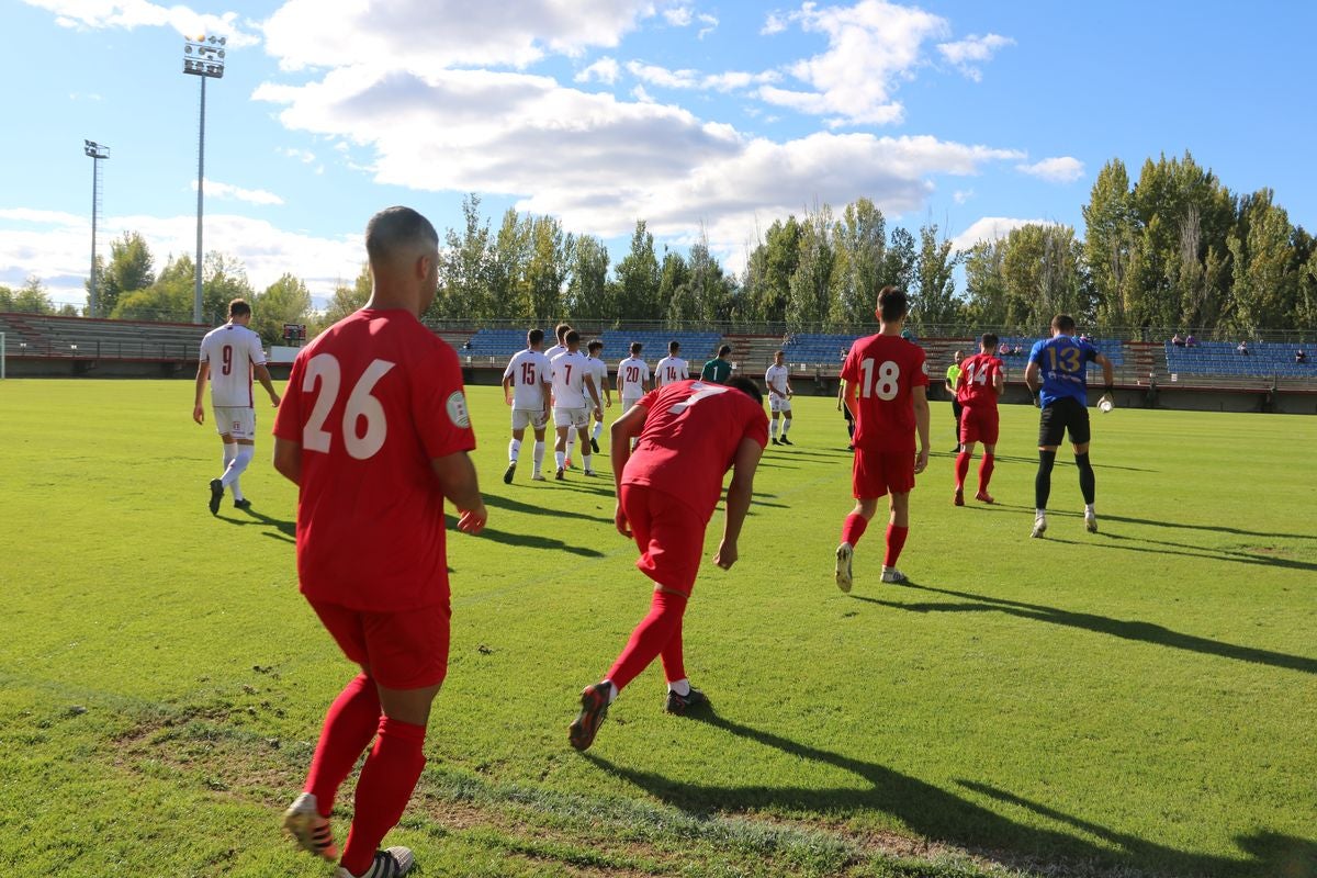 El conjunto de Isra Martínez ha disputado este sábado su primer partido como local de la temporada ante el CD Ribert