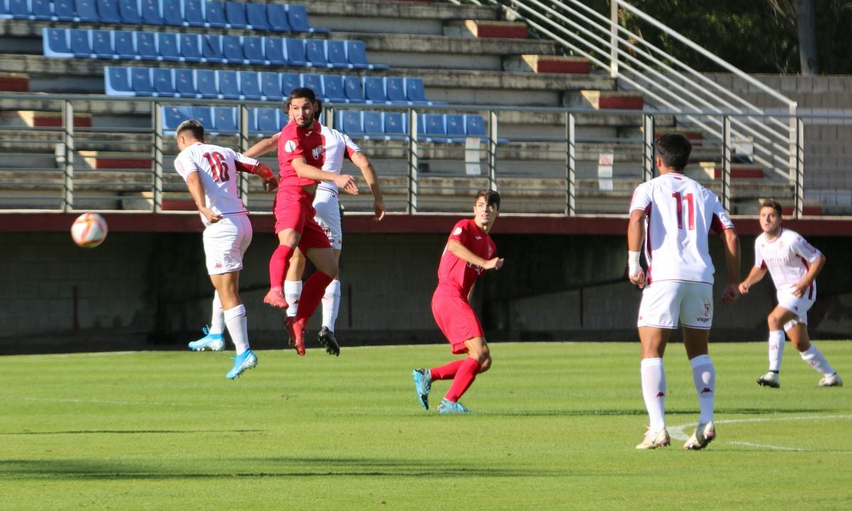 El conjunto de Isra Martínez ha disputado este sábado su primer partido como local de la temporada ante el CD Ribert