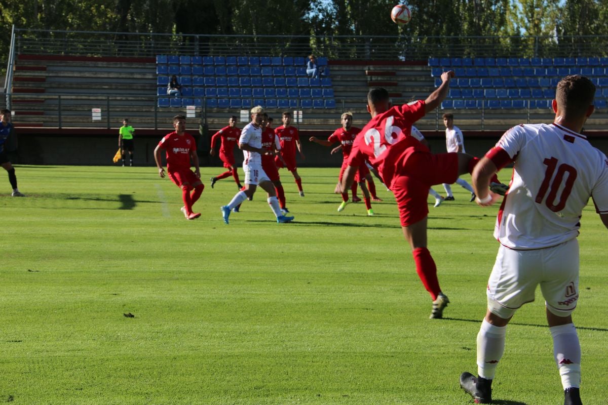 El conjunto de Isra Martínez ha disputado este sábado su primer partido como local de la temporada ante el CD Ribert