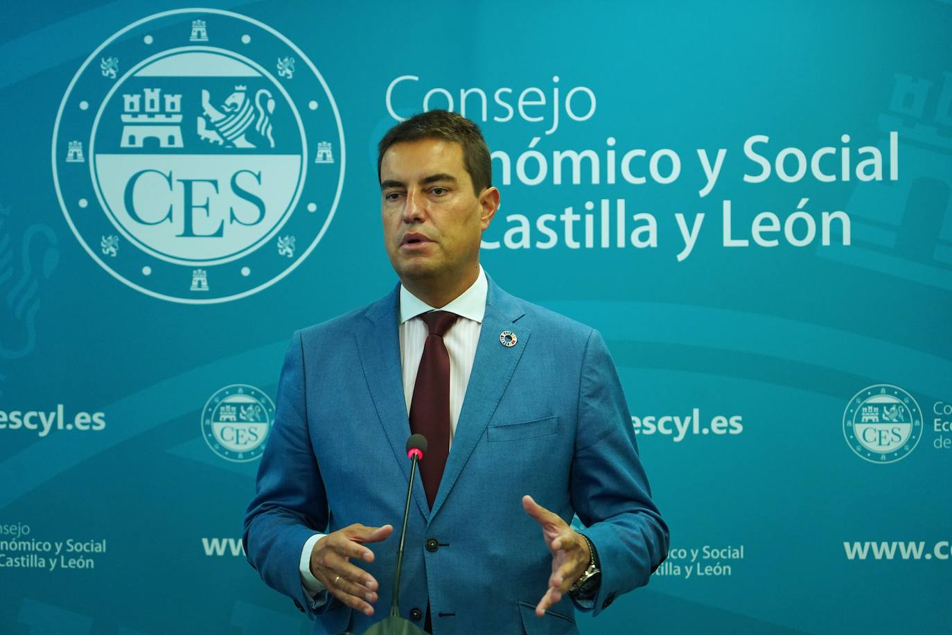 El consejero de la Presidencia, Ángel Ibáñez, ofrece una ponencia sobre ''La Agenda 2030 como oportunidad de futuro'' en el Consejo Económico y Social de Castilla y León. Atención a los medios a las 9.50 horas.