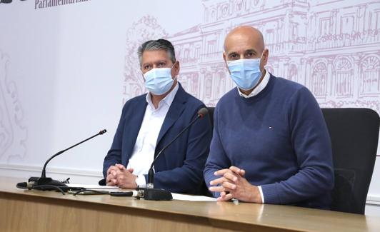 Rueda de prensa en el Ayuntamiento de León.