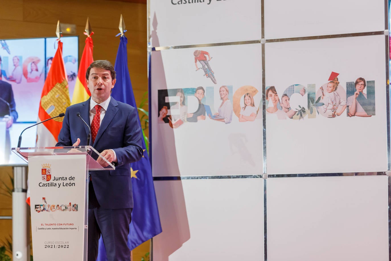 El presidente de la Junta de Castilla y León, Alfonso Fernández Mañueco, inaugura el curso 2021-2022 de las enseñanzas escolares no universitarias de Castilla y León.