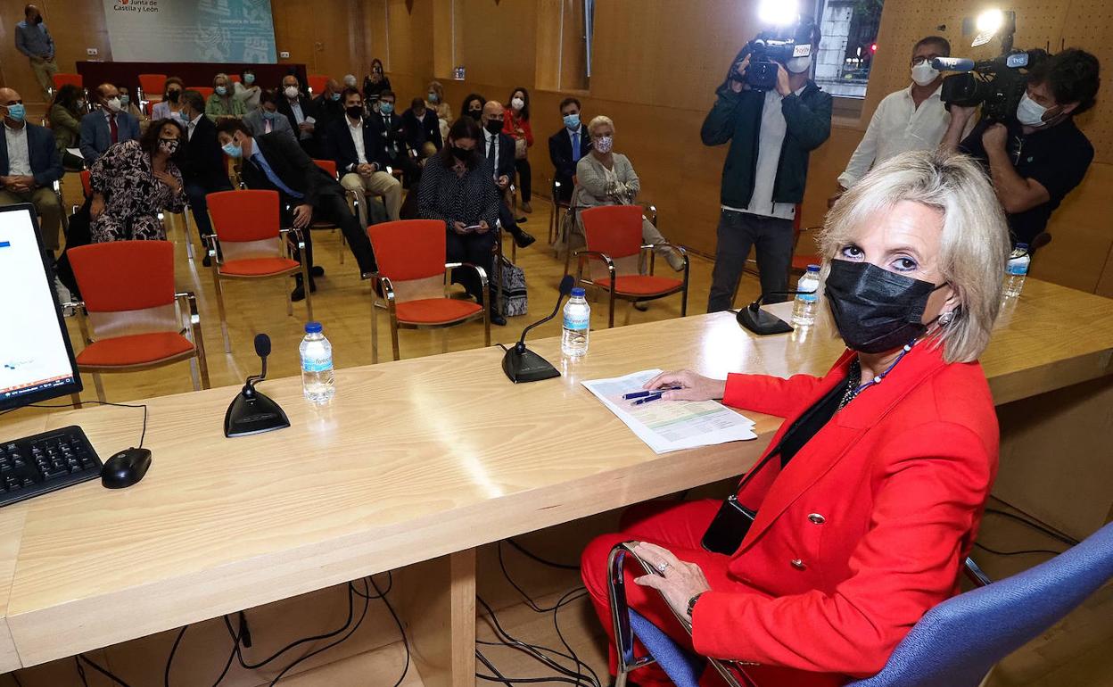 Imagen de Verónica Casado en la reunión de este viernes.