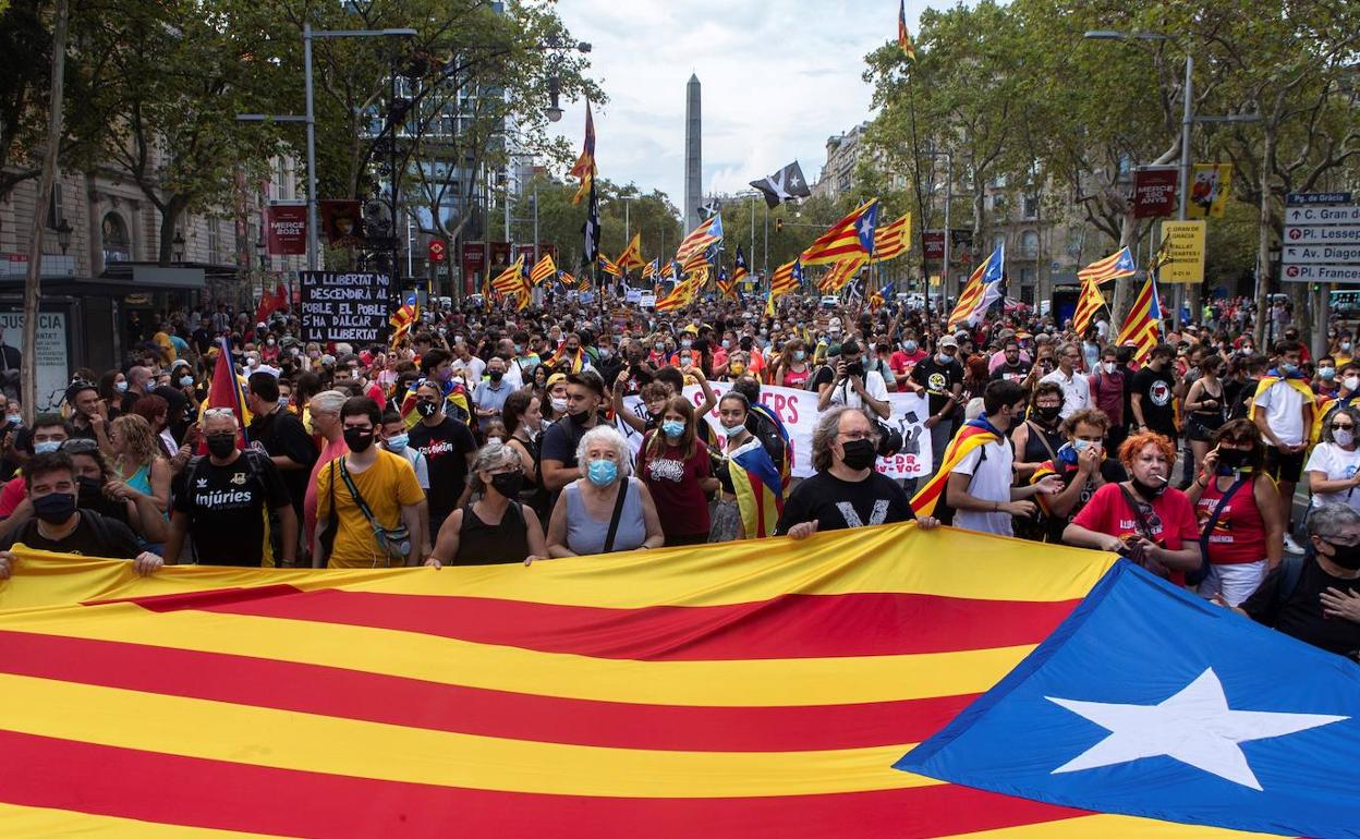 Manifestación en Barcelona de los CDR con motivo de la pasada Diada.