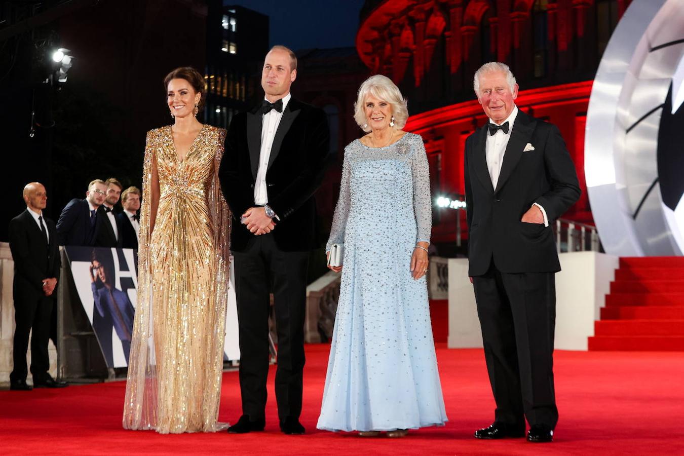 Los duques de Cambridge: Kate y Guillermo con el príncipe Carlos y Camila.