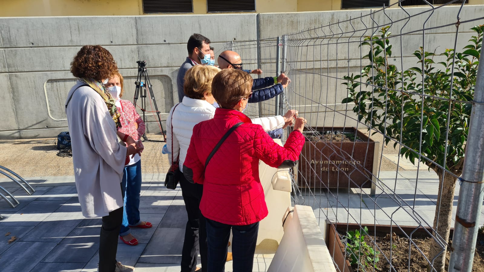 Los vecinos siguen exigiendo la puesta en marcha de los nuevos viales y la permeabilidad de sus barrios.