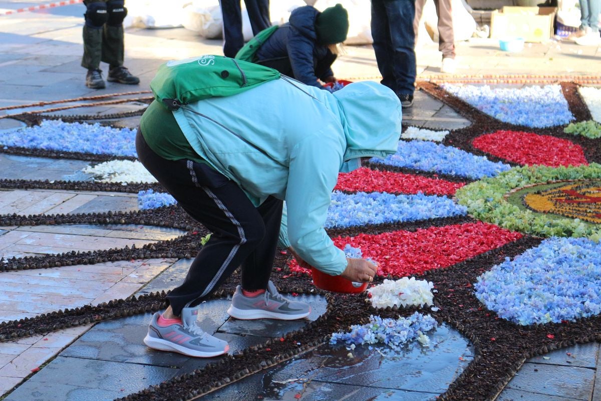 Fotos: Flores y color para San Froilán