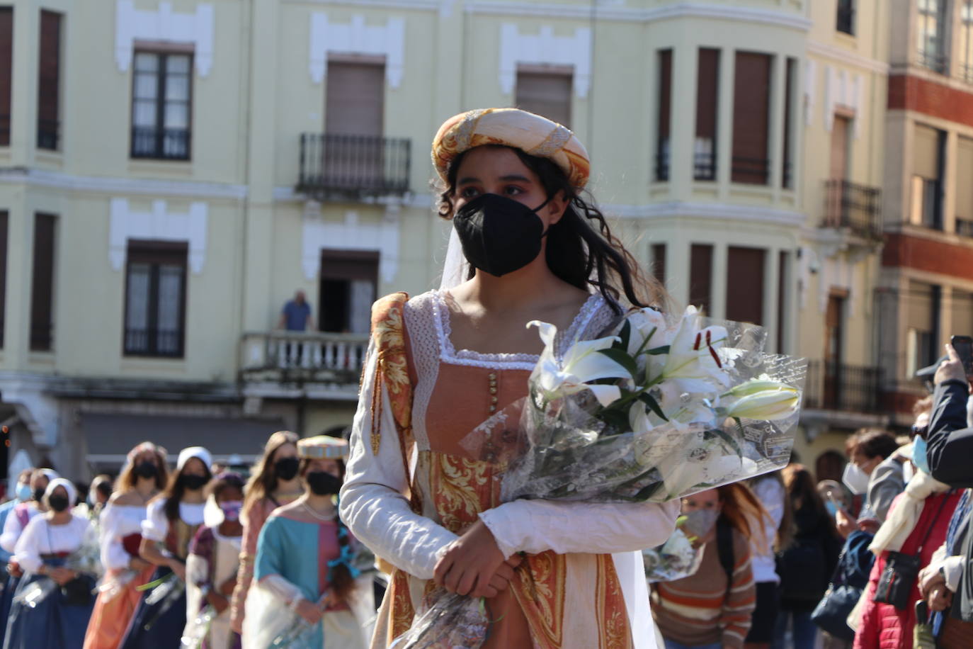 Ayuntamiento y Cabildo retomaron su habitual intercambio dialéctico sobre la obligatoriedad de la ofrenda municipal.