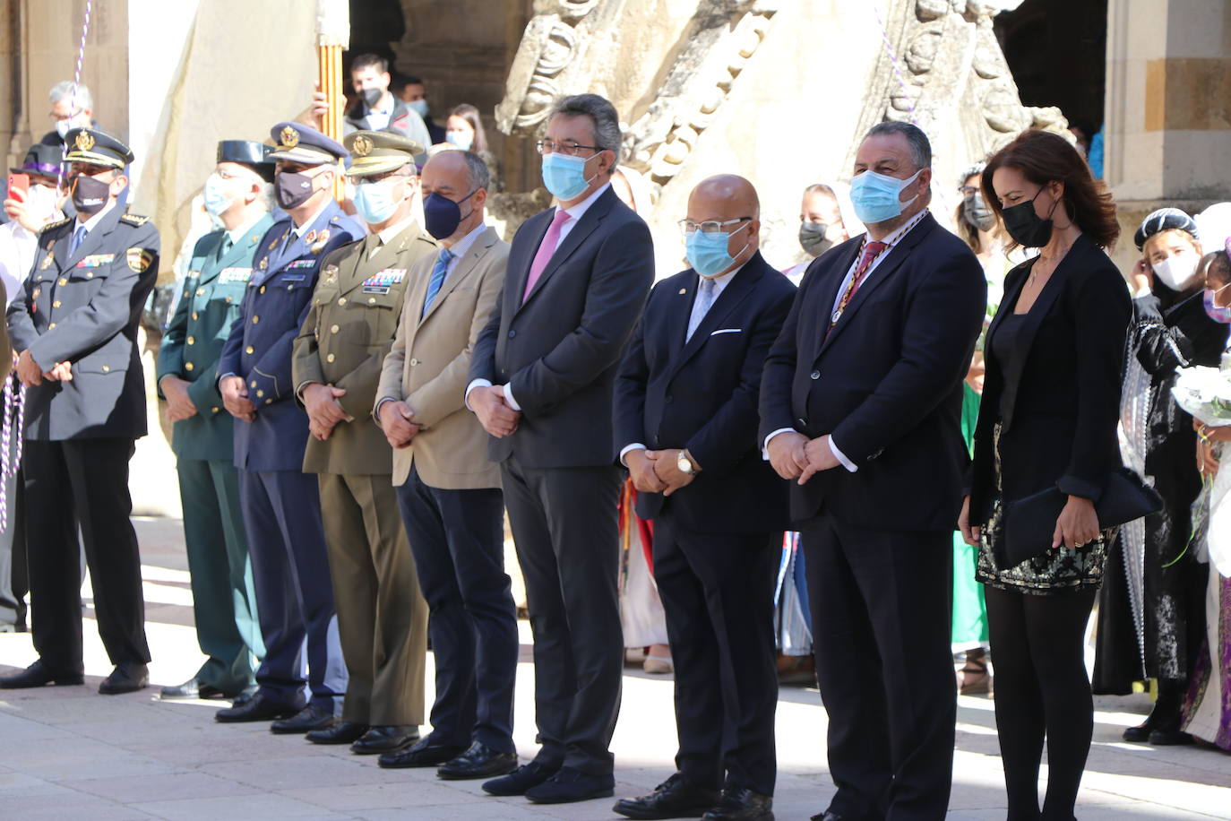 Ayuntamiento y Cabildo retomaron su habitual intercambio dialéctico sobre la obligatoriedad de la ofrenda municipal.