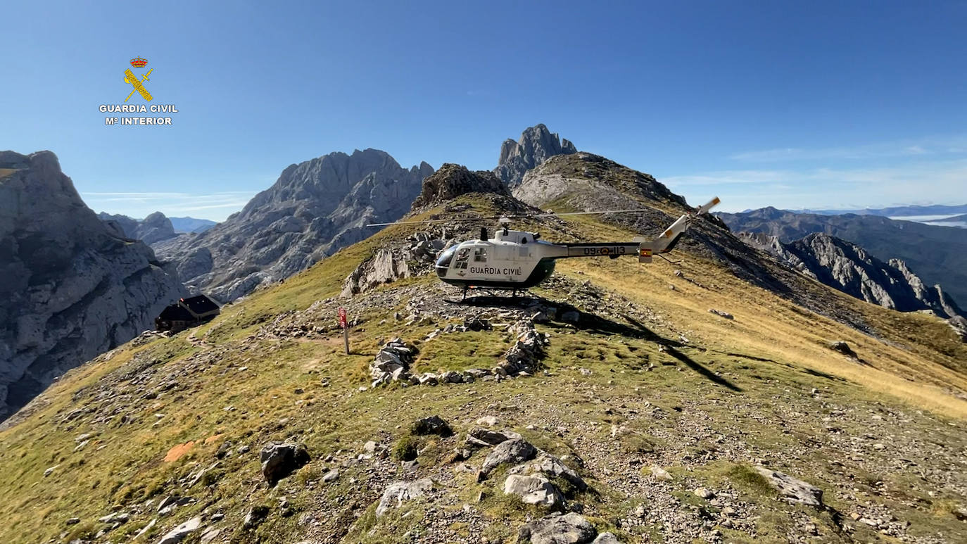 El Greim evacúa en helicóptero a un montañero lesionado en el hombro