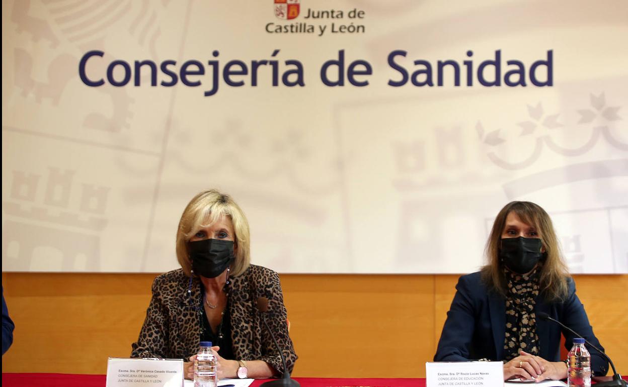 Las consejeras de Sanidad y Educación, Verónica Casado y Rocío Lucas, respectivamente, firman un convenio de colaboración con las universidades públicas de Castilla y León.