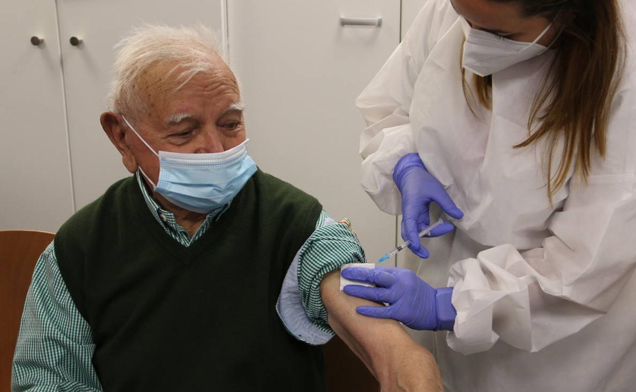 Tercera dosis de la vacuna contra la covid en las residencias.