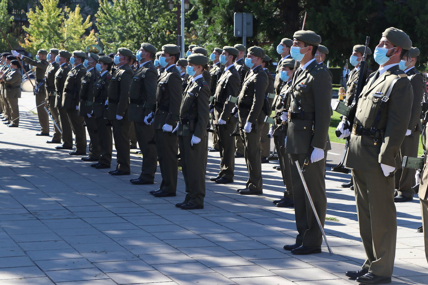 Acto castrense celebrado en León con motivo del día de la Hispanidad.