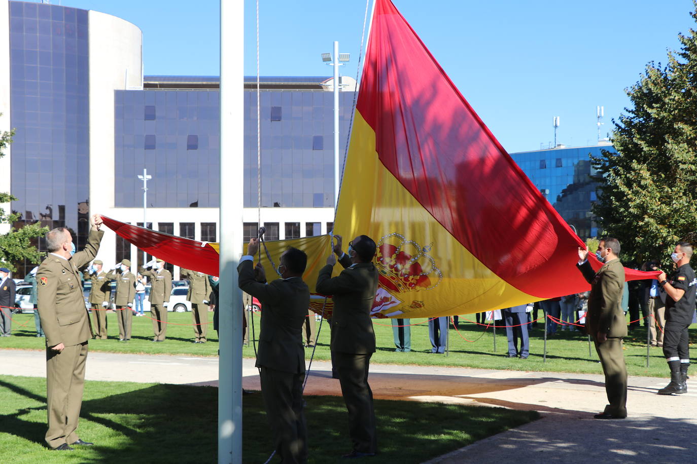 Acto castrense celebrado en León con motivo del día de la Hispanidad.