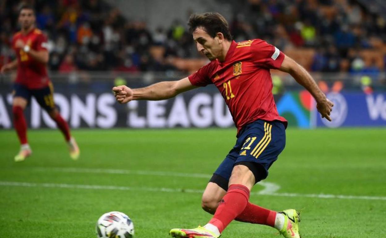 Mikel Oyarzabal, durante la semifinal de la Liga de Naciones contra Italia.