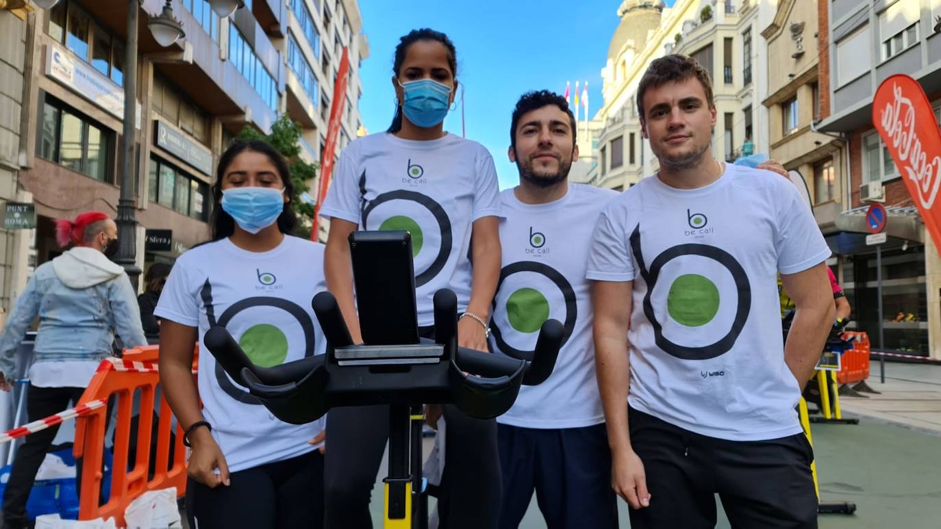 Desde primera hora de la mañana los componentes de cada equipo se han puesto a pedalear.