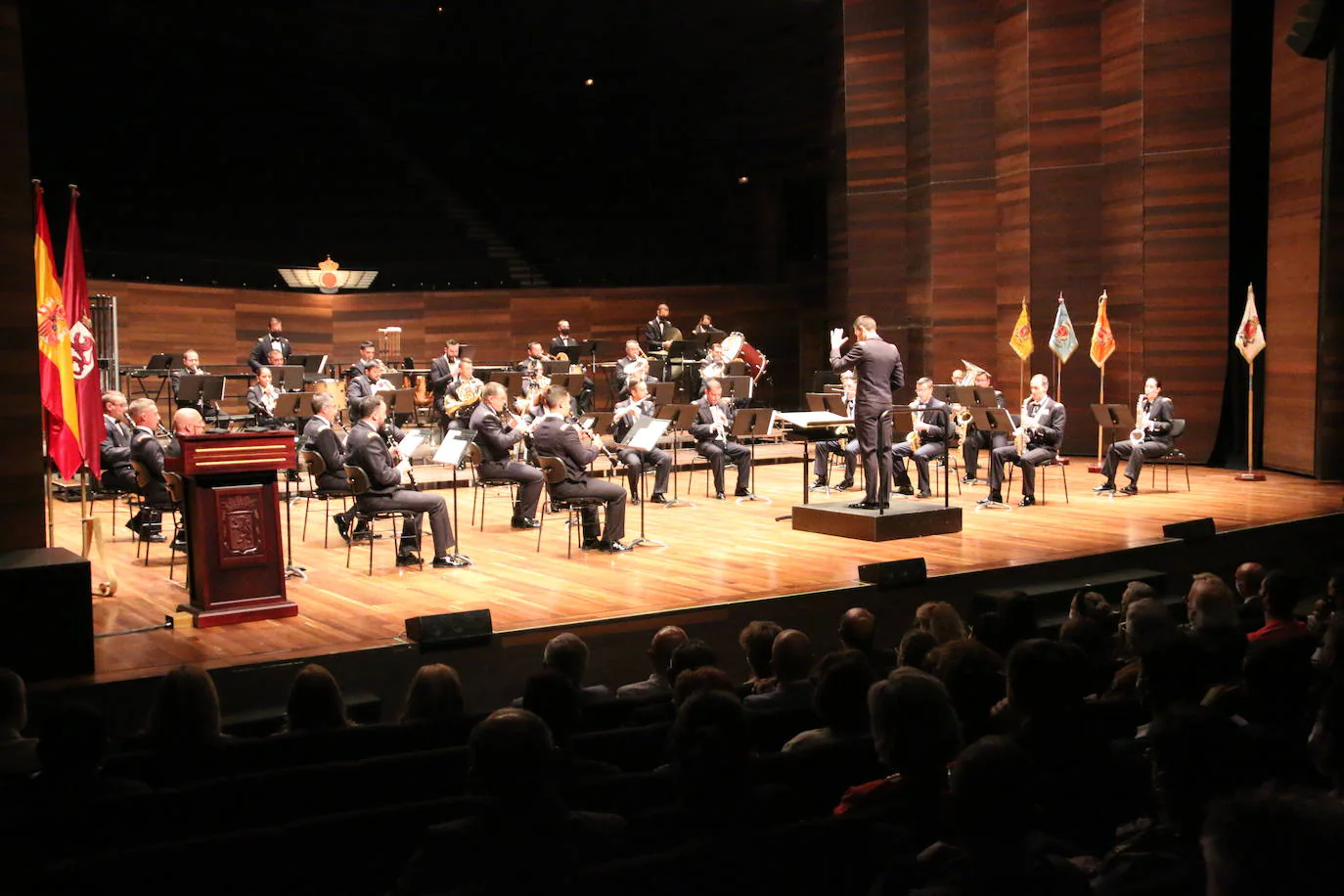 La unidad de música de la Academia Básica del Aire ha ofrecido en el Auditorio un concierto para conmemorar esta festividad en una cita que ya no ha contado con restricciones de aforo.