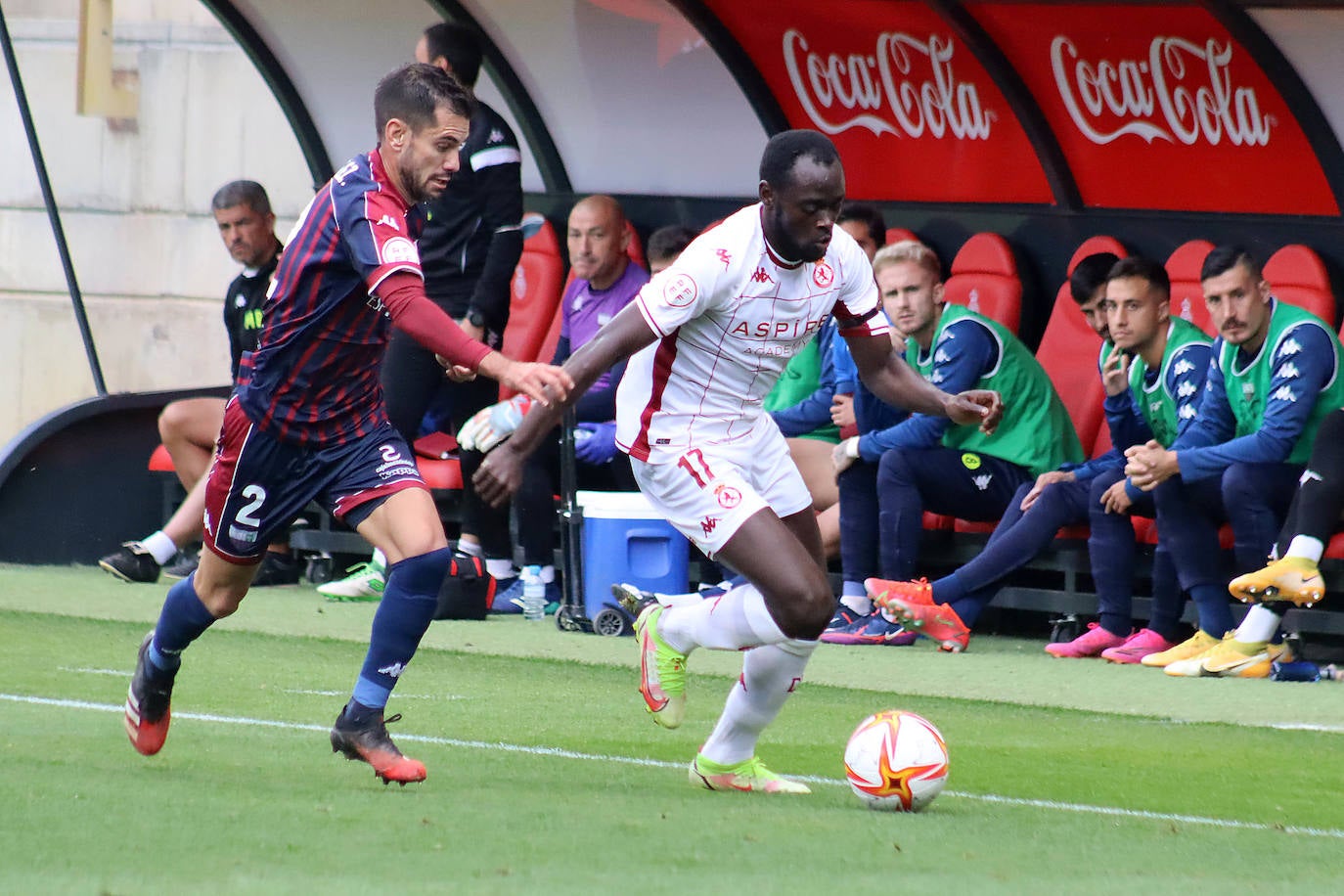 El conjunto leonés remonta para superar al Extremadura