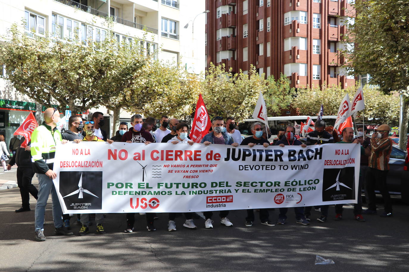 Fotos: Caravana de vehículos de Jupiter Bach contra el cierre