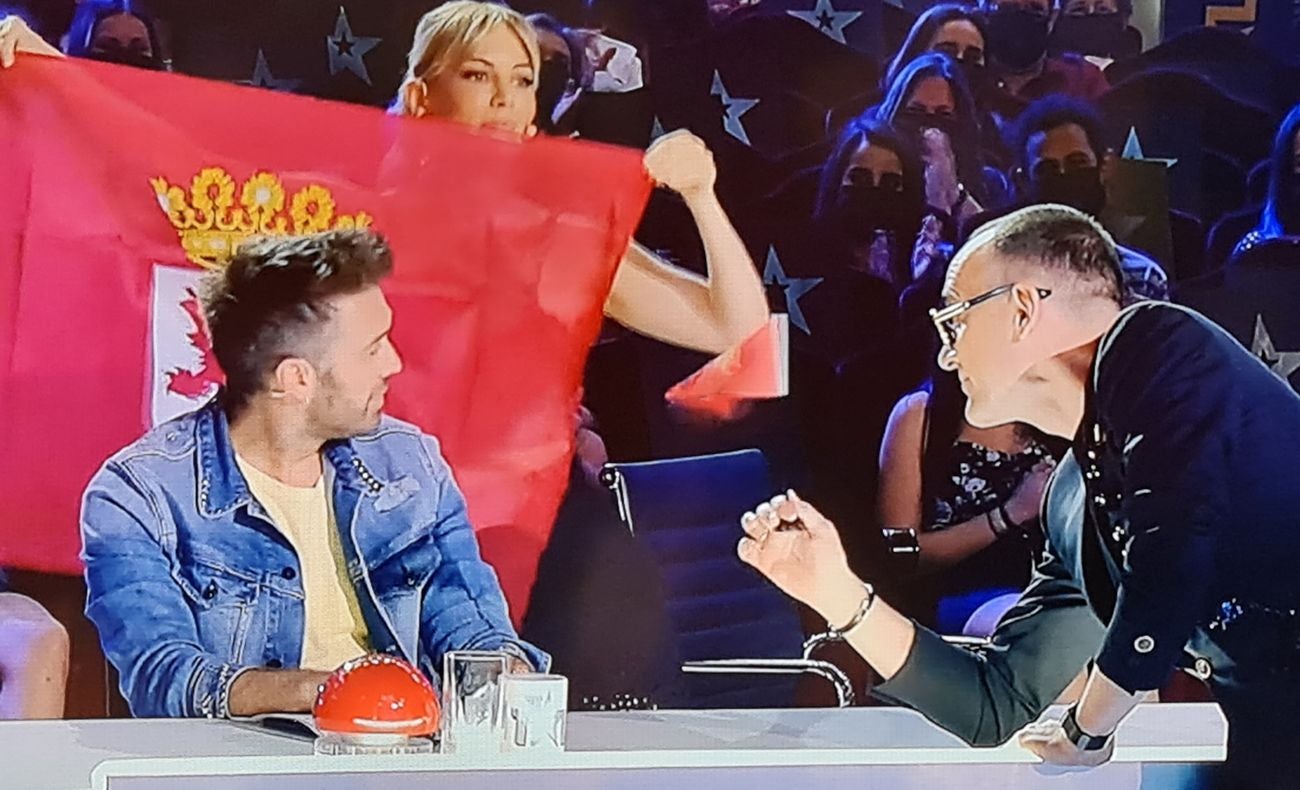 ¿Se puede ser más leonés que Dani Martínez? El showman leonés, miembro del jurado del exitoso programa televisivo Got Talent, remarca su pertenencia «a la tierrina» y se convierte en un embajador permanente desde la pequeña pantalla.