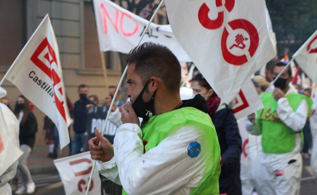 Galería. Protesta de los trabajadores en las calles de León.