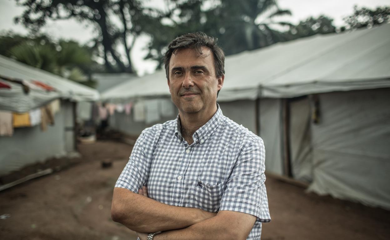 José María Vera, en uno de los campamentos en los que ha trabajado. 