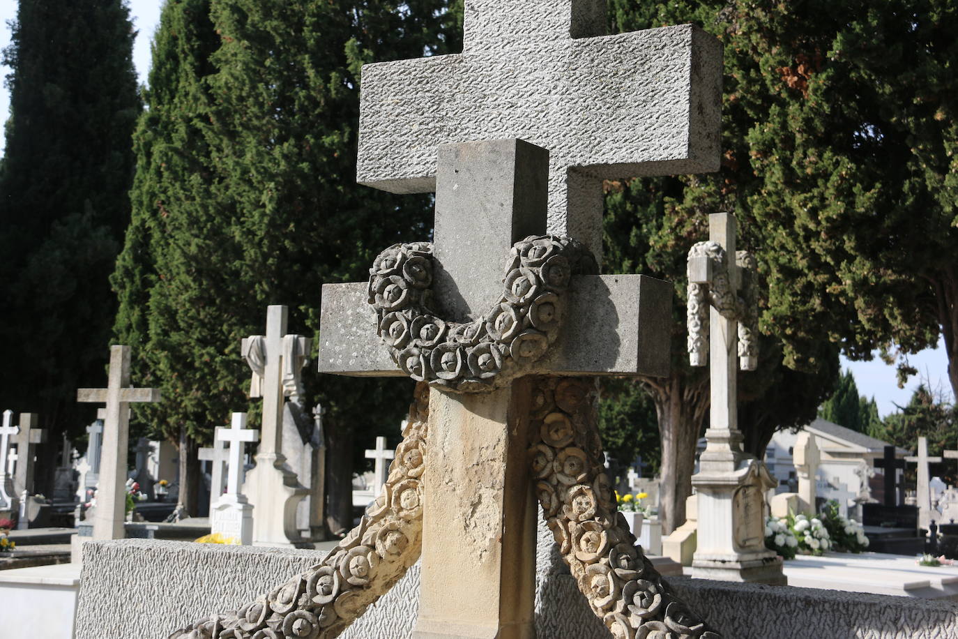 La festividad volverá a llevar hasta el camposanto leonés a un buen número de familiares y amigos de los difuntos.