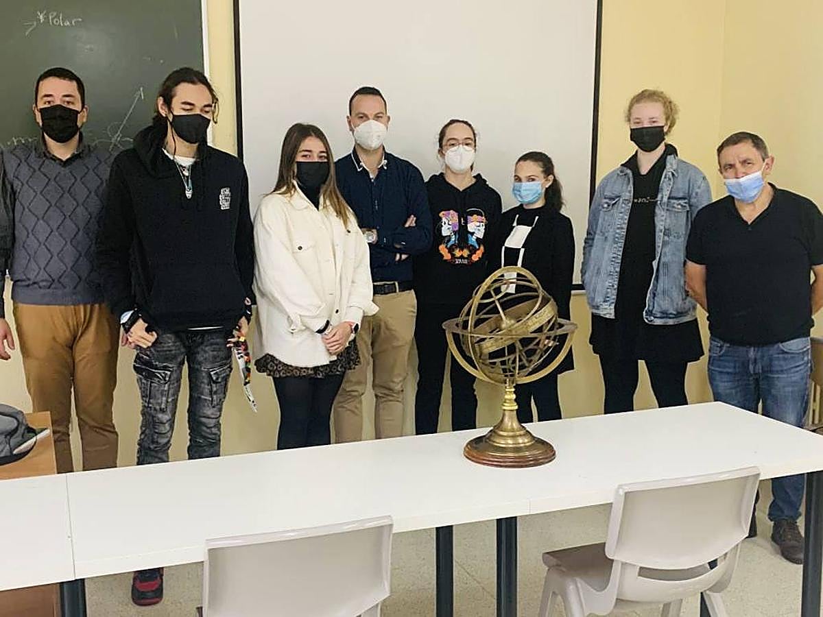 Los alumnos del Leonés asisten al ciclo de conferencias organizado por el Ministerio de Ciencia 