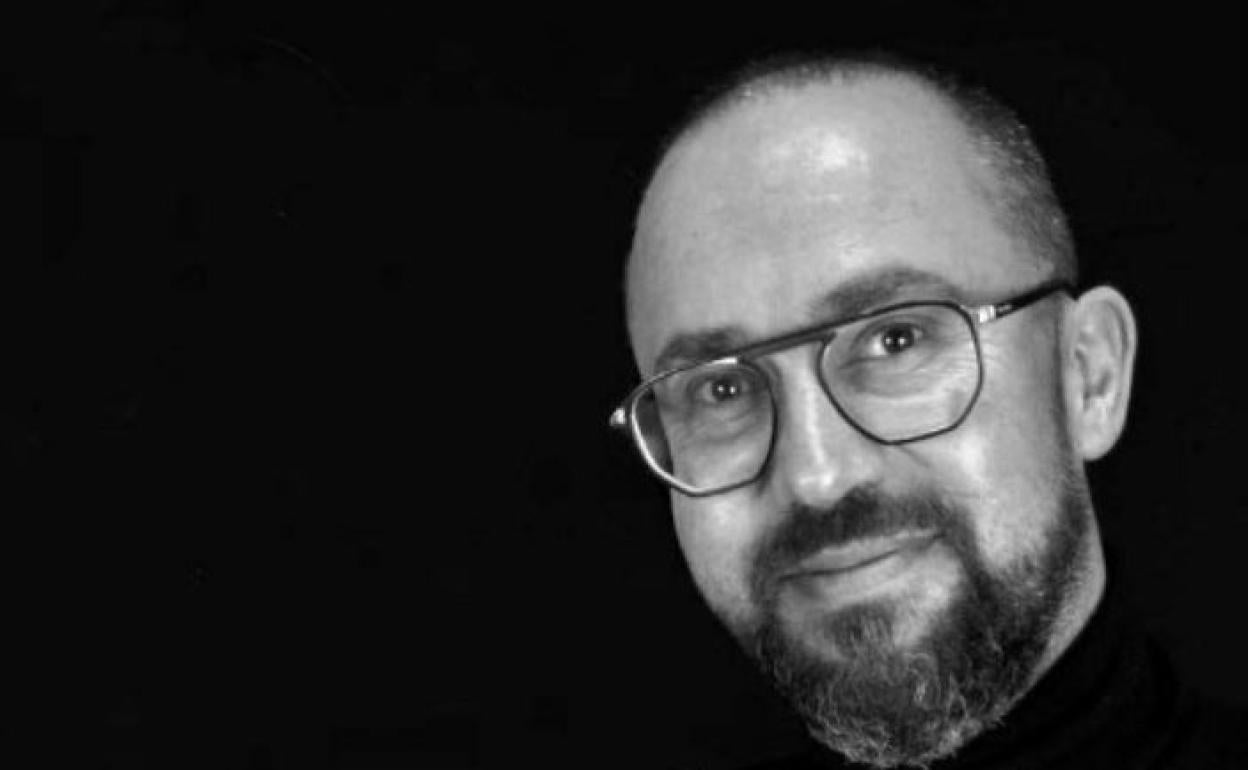 Manuel Jáñez, cartelista de la Semana Santa de León.