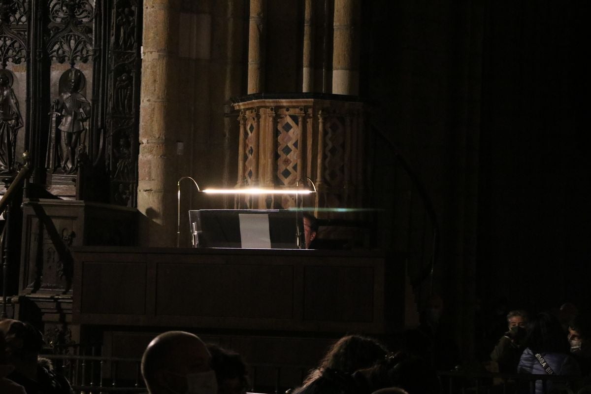 La Catedral de León acoge el II Ciclo Internacional de Órgano Catedral de León con un concierto a dos órganos de la mano de Germán González y Francisco Javier Jiménez.