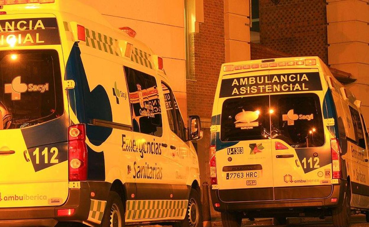 Dos ambulancias de Sacyl. 
