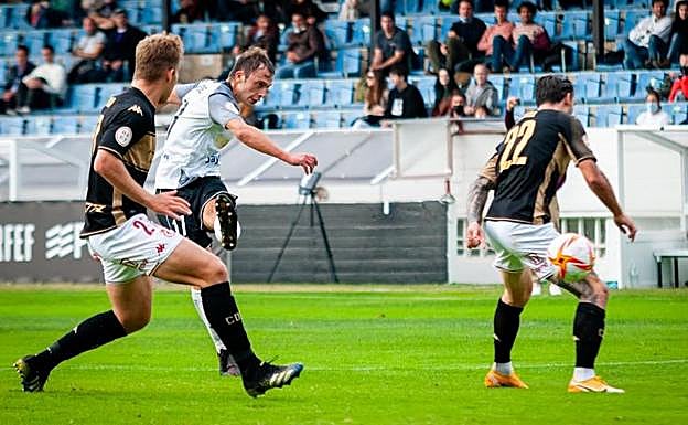 Una Cultural en plena cuesta abajo se conforma con un empate pero merece perder