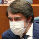 Juan Carlos Suárez-Quiñones, en el pleno de las Cortes.