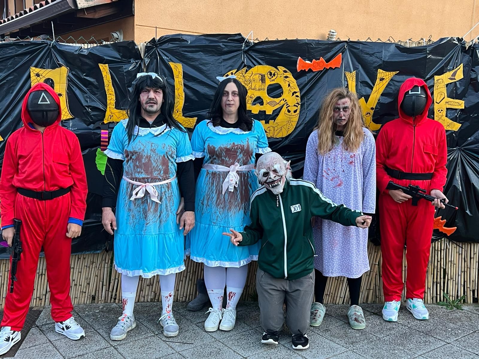 La urbanización leonesa ubicada en las instalaciones del campo de golf de San Miguel del Camino celebra esta 'terrorífica' fiesta. 