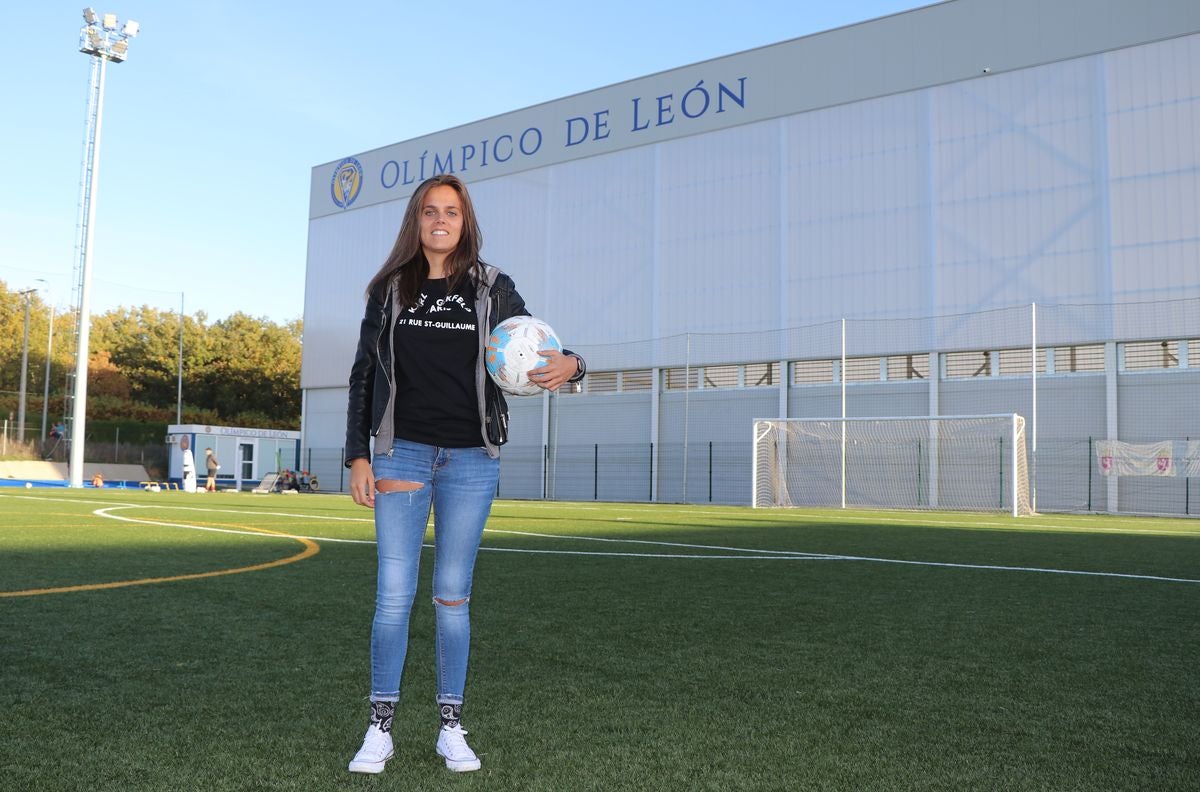 El Olímpico de León ha sido reconocido en los premios leonoticias 'Haz Huella' por su apuesta y promoción del fútbol femenino en León.