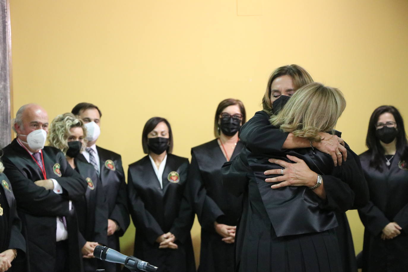 El Albéitar acoge el solemne acto de toma de posesión de la nueva junta de gobierno del Colegio de Abogados de León con Fernando Santocildes como decano.