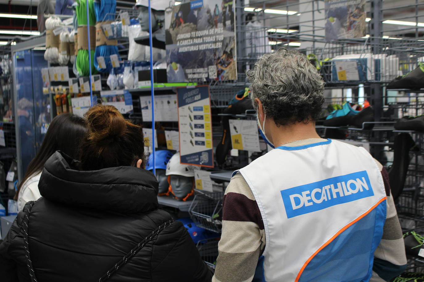 La tienda deportiva abre sus puertas este viernes 5 de noviembre con buena acogida por parte de los leoneses.
