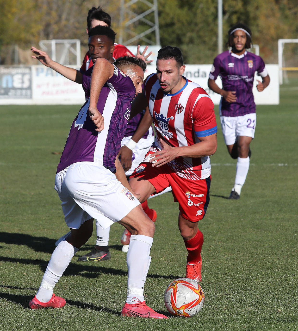 Un gol del jugador local Saúl decantó el partido del lado de los palentinos