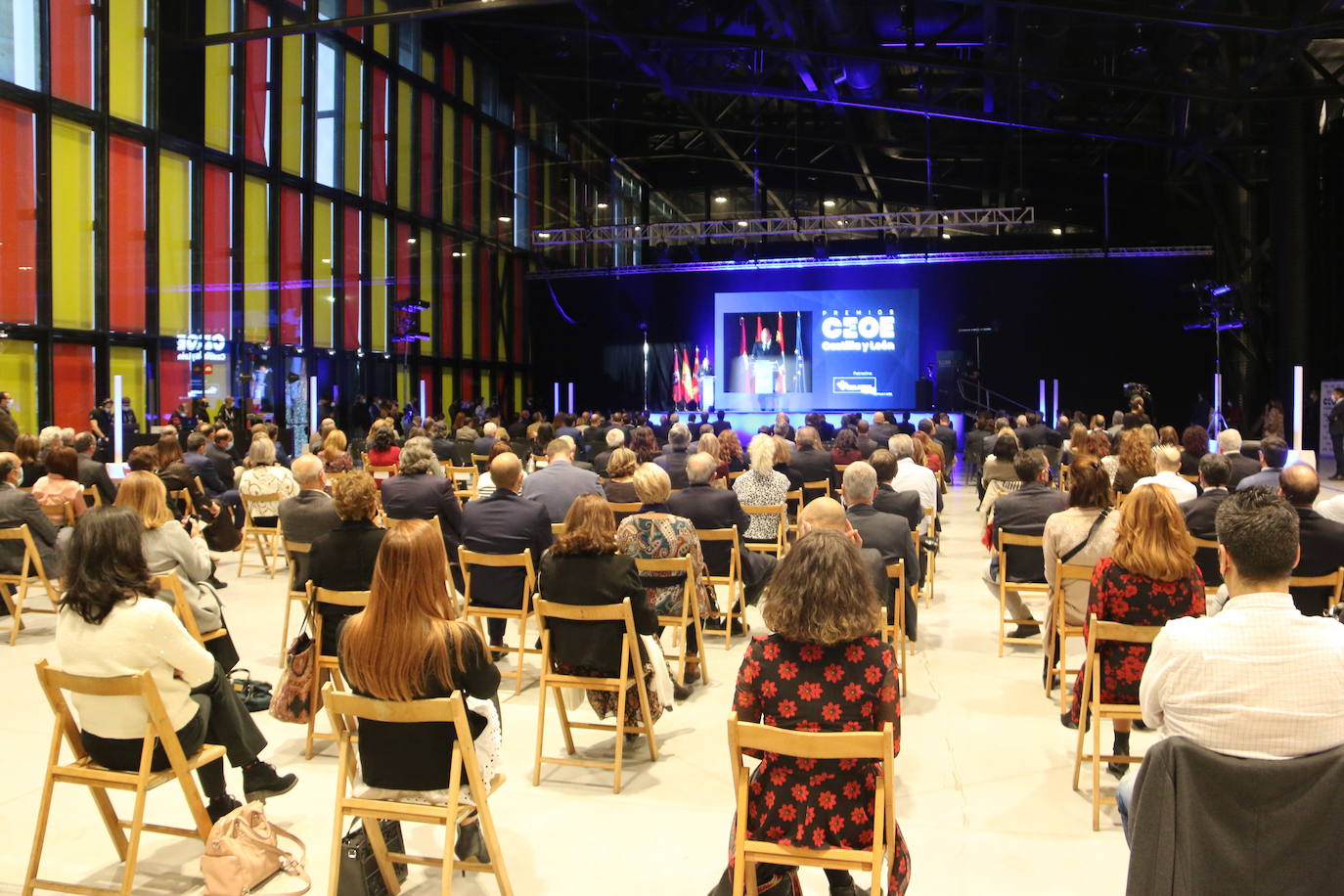 Fotos: Premios de la CEOE en el Palacio de Exposiciones de León