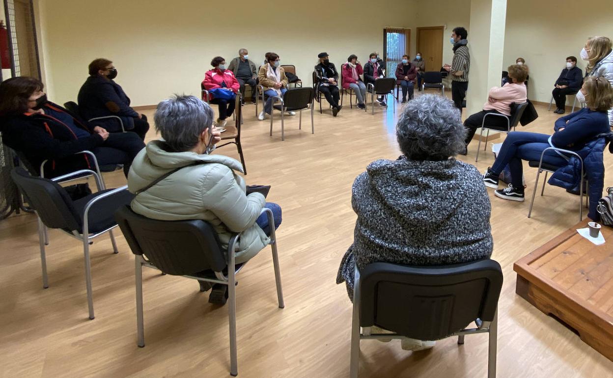 Imagen de uno de los talleres del Proyecto Quédate de AFA Bierzo. 