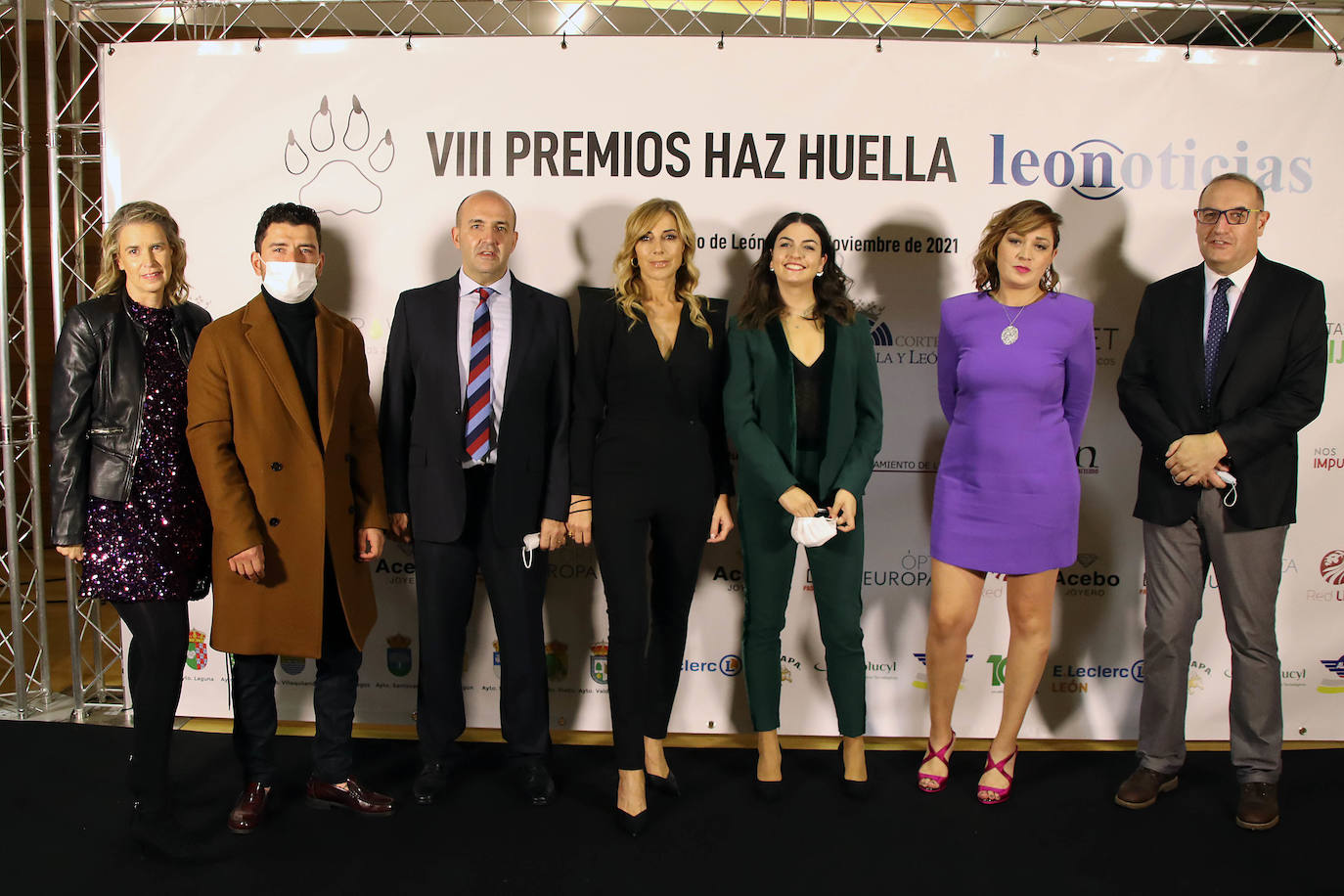 Parte del equipo de leonoticias