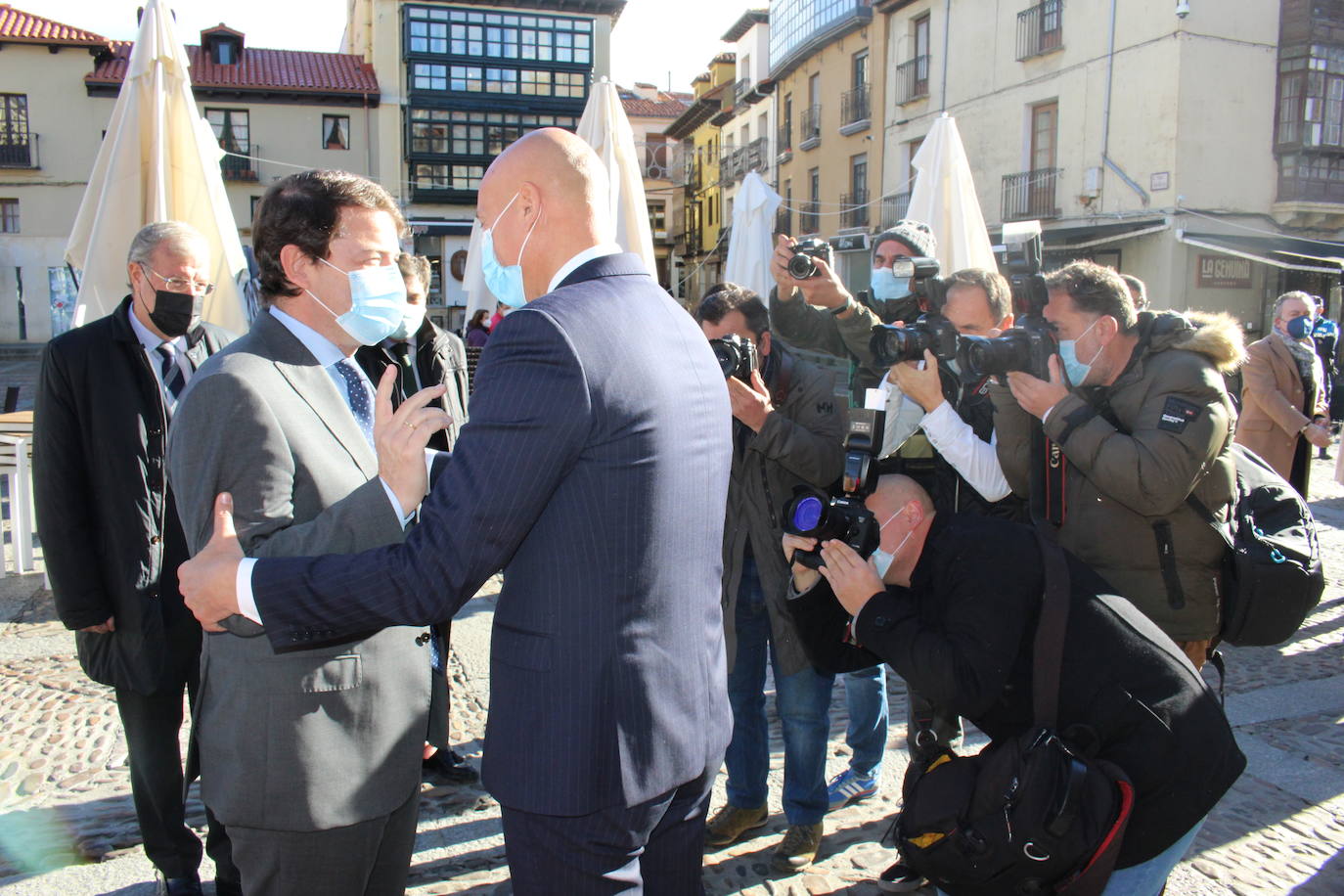 El presidente de la Junta, Alfonso Fernández Mañueco, rubrica el acuerdo de ampliación junto con el alcalde de la ciudad, José Antonio Diez | La inversión inicial asciende a 10 millones de euros | La Junta coordinará las expropiaciones y venta de parcelas. 